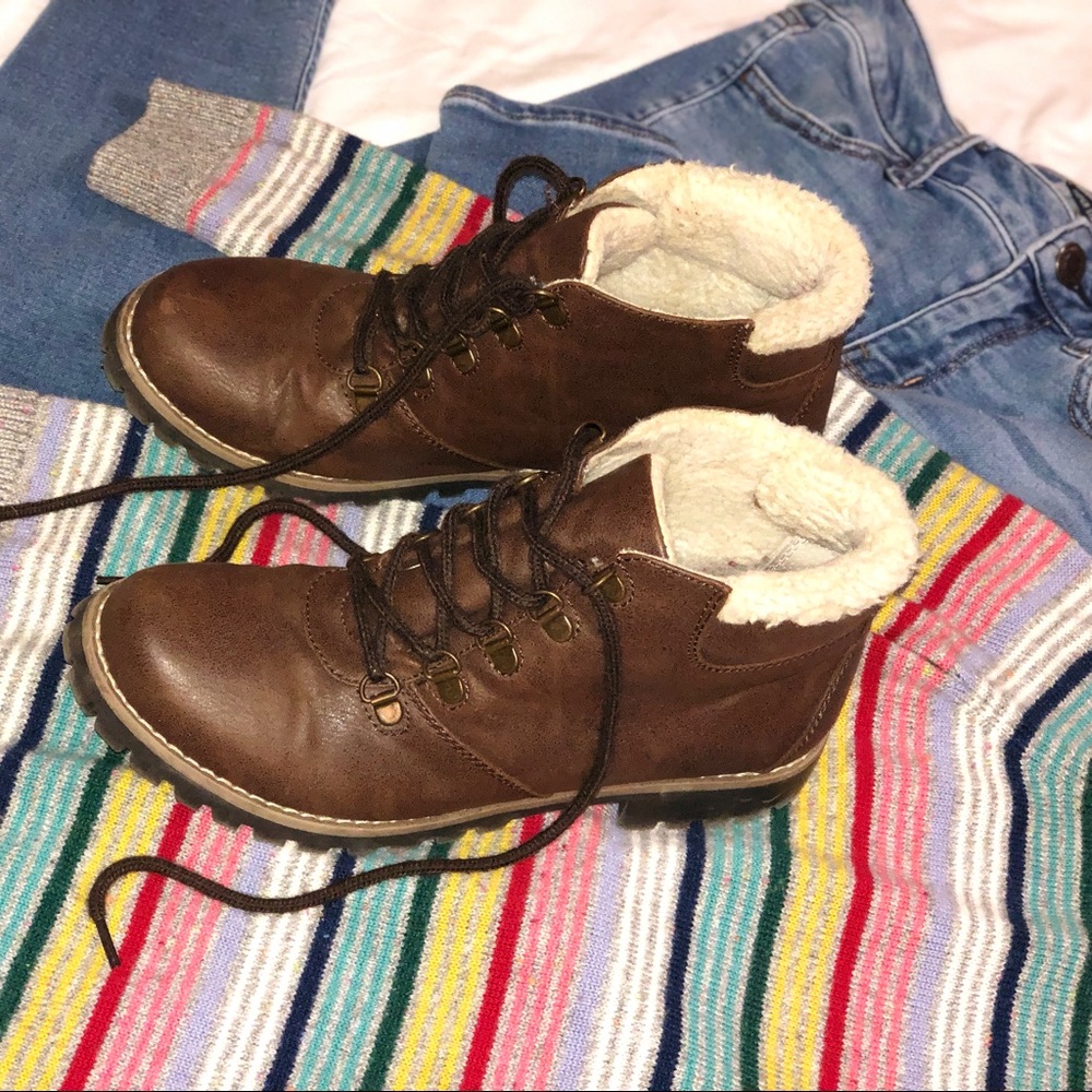 CLIFF boots
